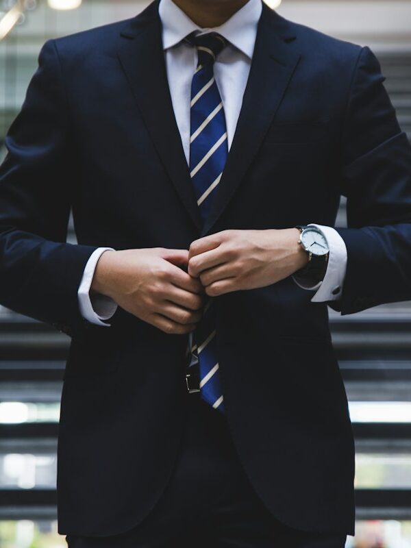 Tailored Navy Suit Blazer in Navy