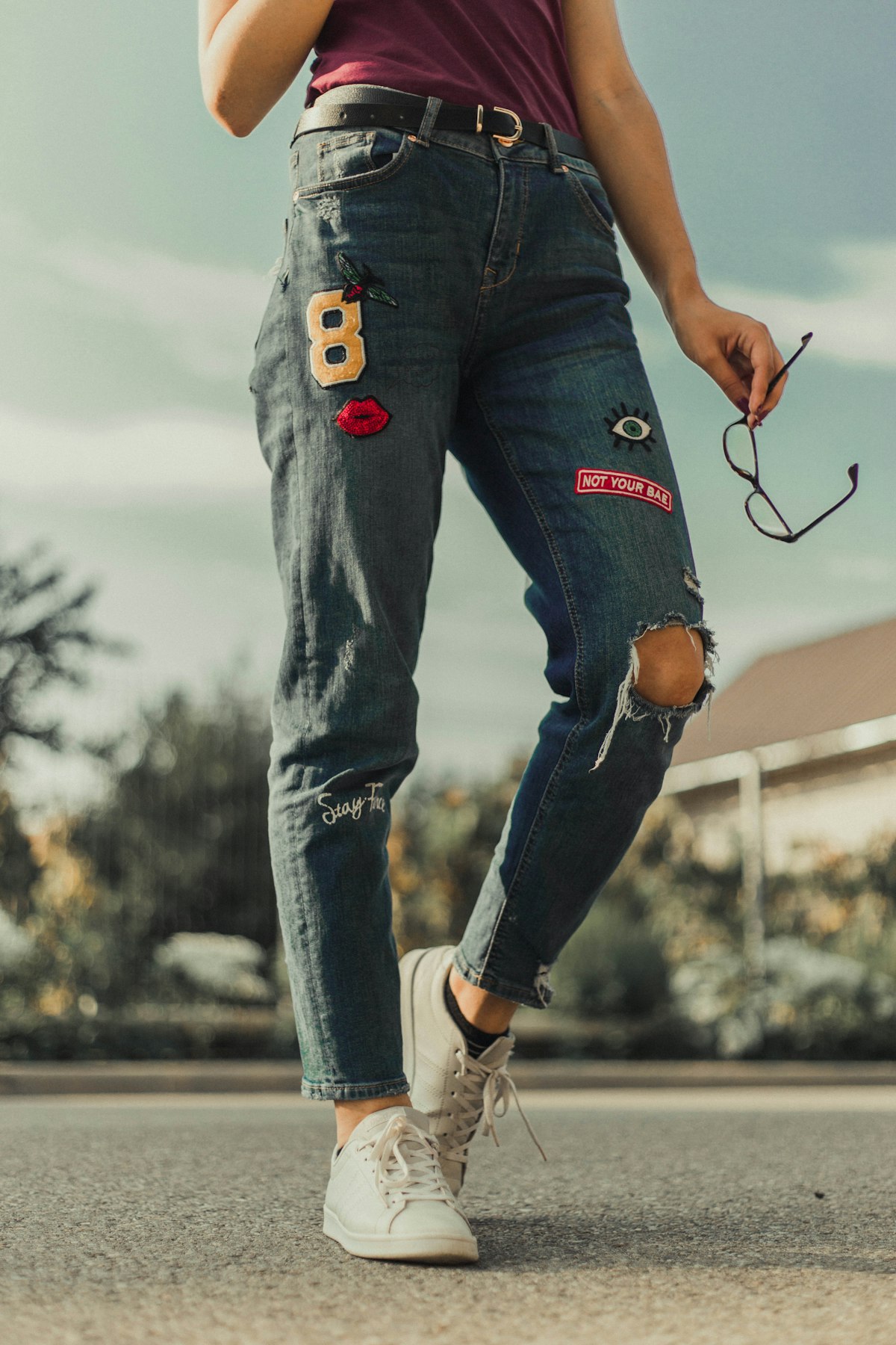 Distressed Boyfriend Jeans in Mid Blue
